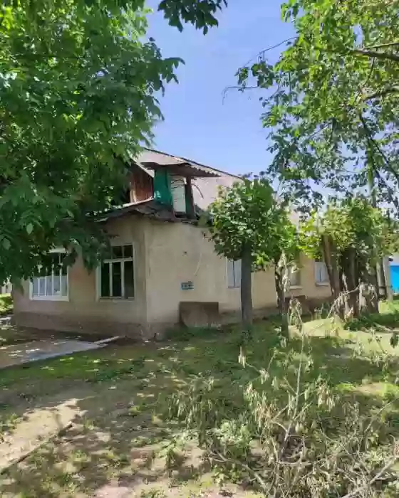 1 этажный, 4-комн. дом, 150 м², 30 соток, ул. Зайналобод, село Дарёбод