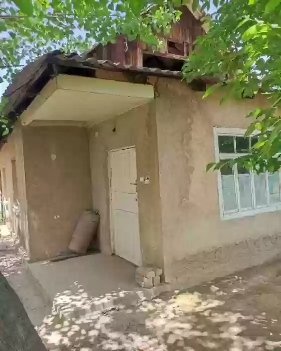 1 этажный, 4-комн. дом, 150 м², 30 соток, ул. Зайналобод, село Дарёбод