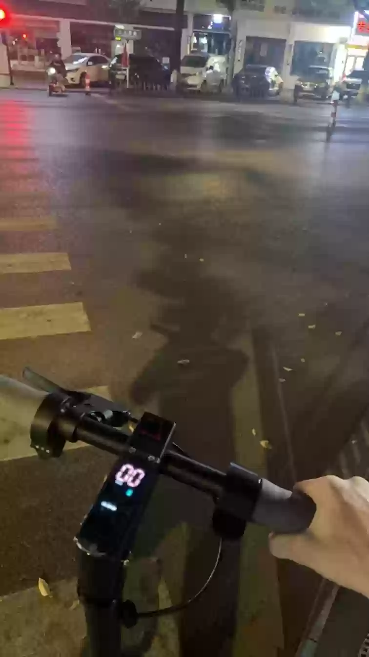 Скутер 