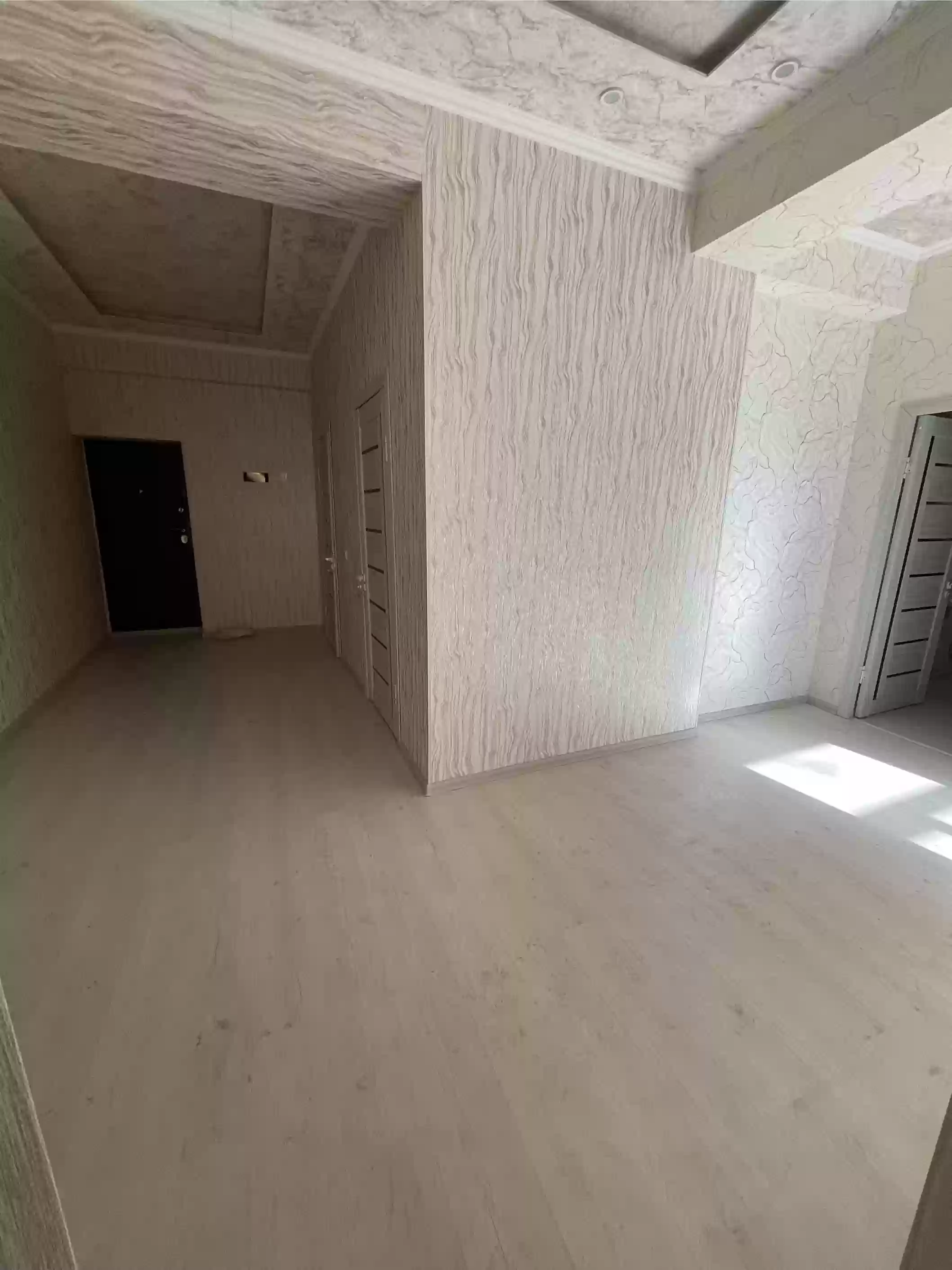 2-к квартира, 1 этаж, 72 м², 1й мкр