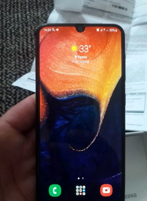 Samsung Galaxy a50 64 gb