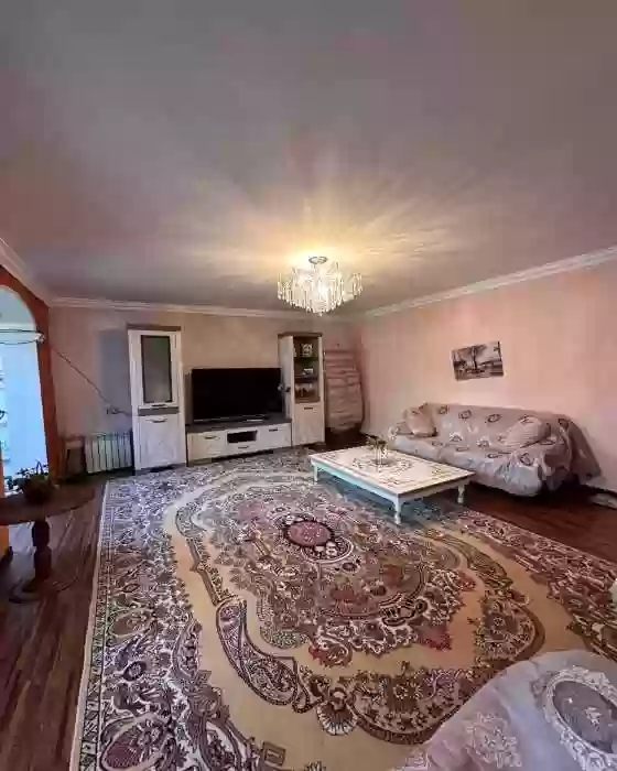 4-к квартира, 4 этаж, 70 м², 101мик
