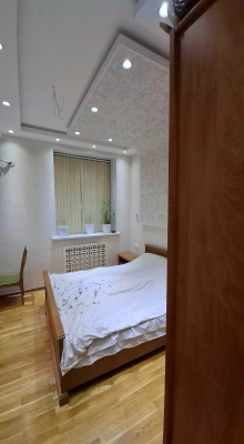 3-к квартира, 2 этаж, 76 м², И Сомони