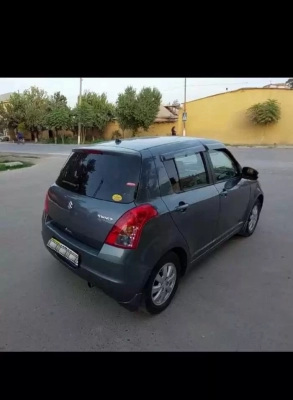 Suzuki Swift 2009 — миниатюра 3