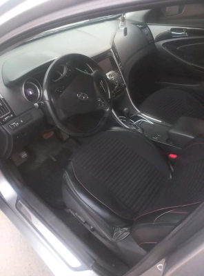 Hyundai Sonata 2010