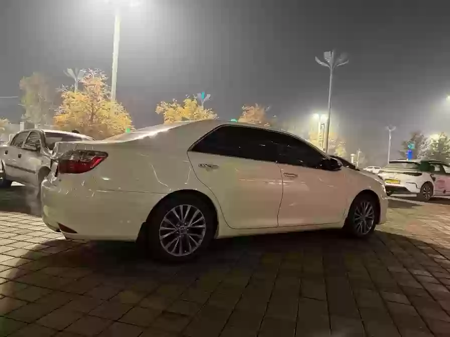 Toyota Camry 2018 — миниатюра 5