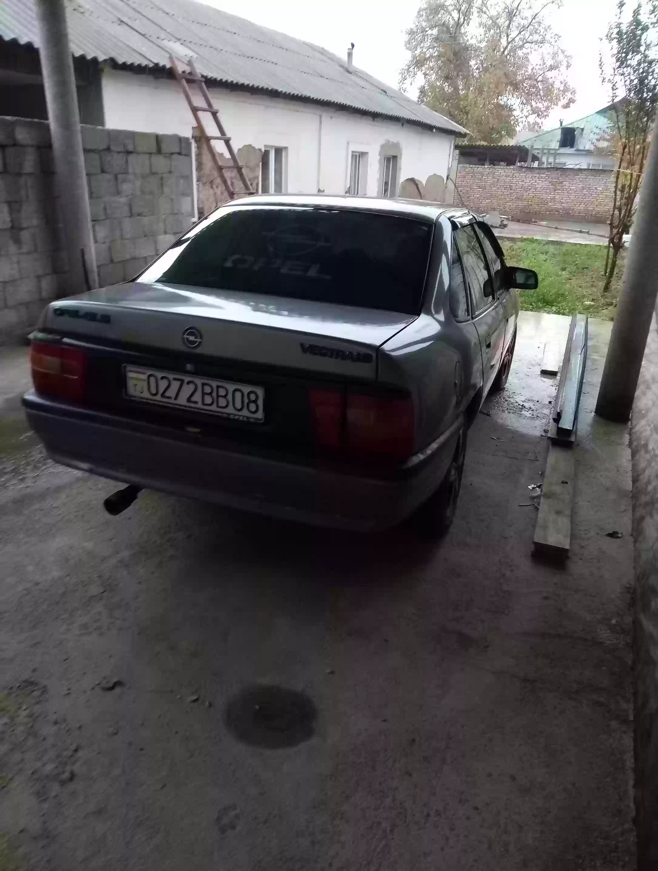Opel Vectra a 1994 — миниатюра 5