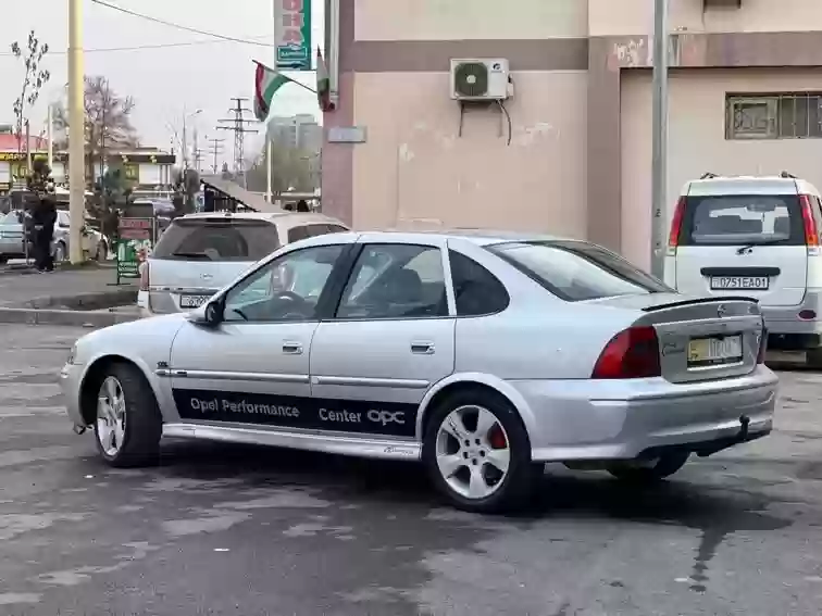 Opel Vectra b 2000