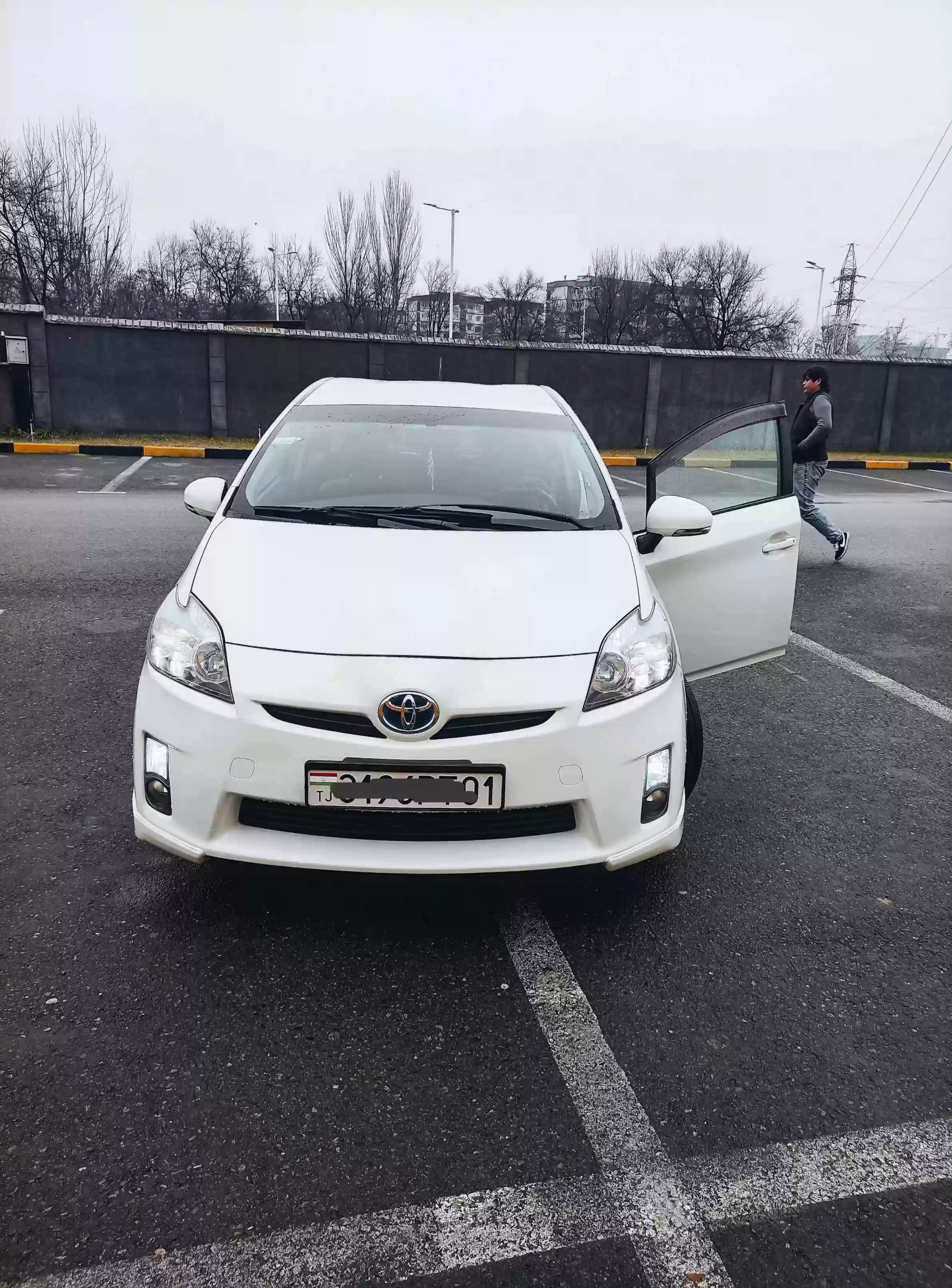 Toyota Prius 2011