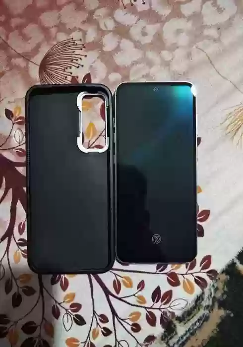 Samsung s23 fe 8.256