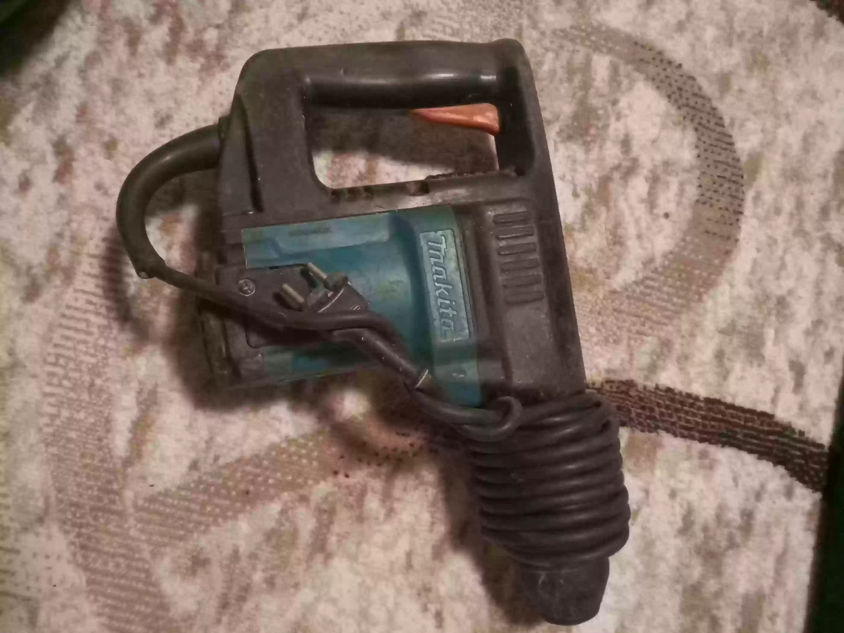 Перефаратор Makita HR 3000O