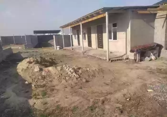 1 этажный, 3-комн. дом, 135 м², 909660896 соток, Бозори Хочи.Шариф