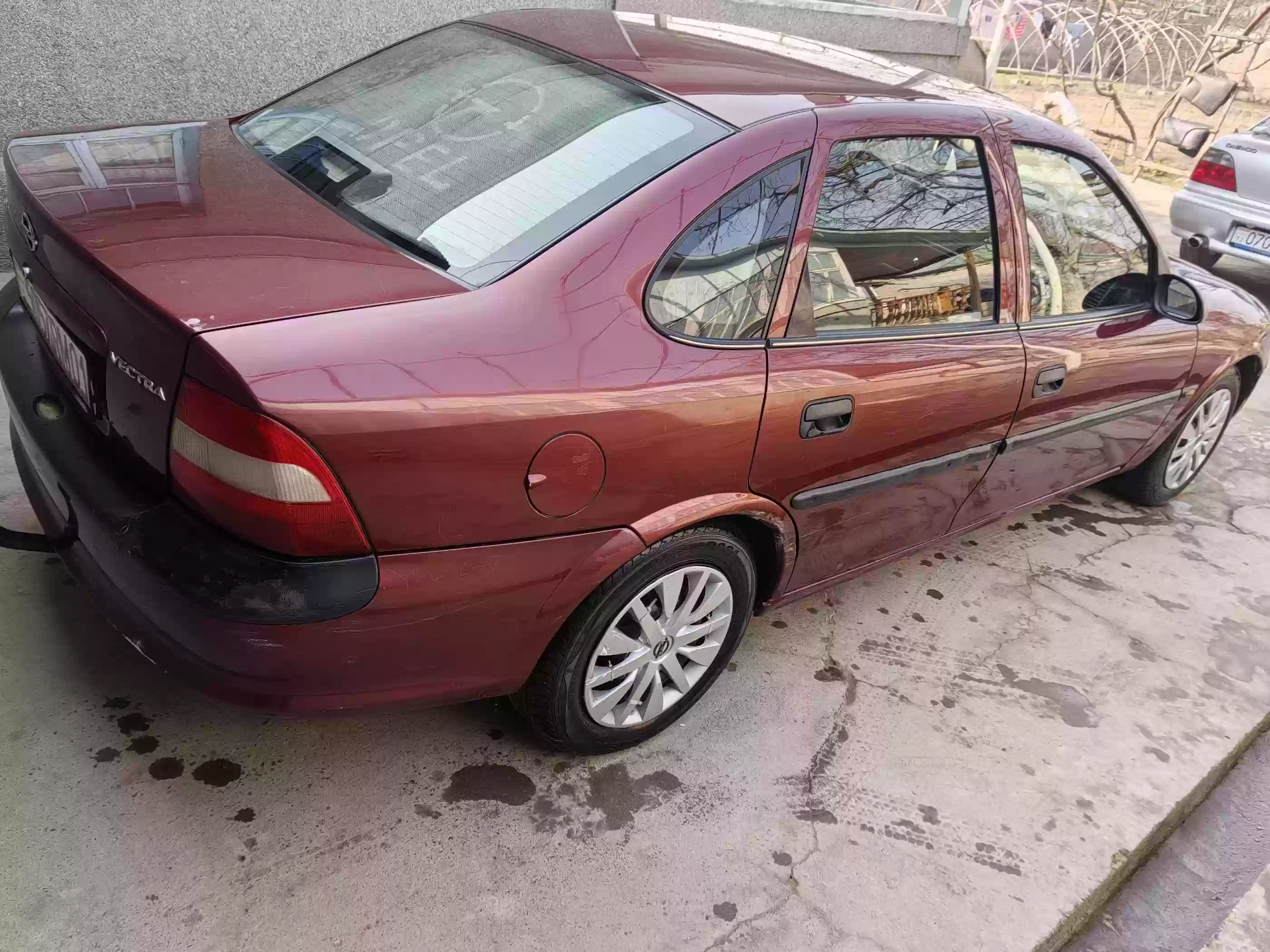 Opel Vectra b 1997 — миниатюра 3