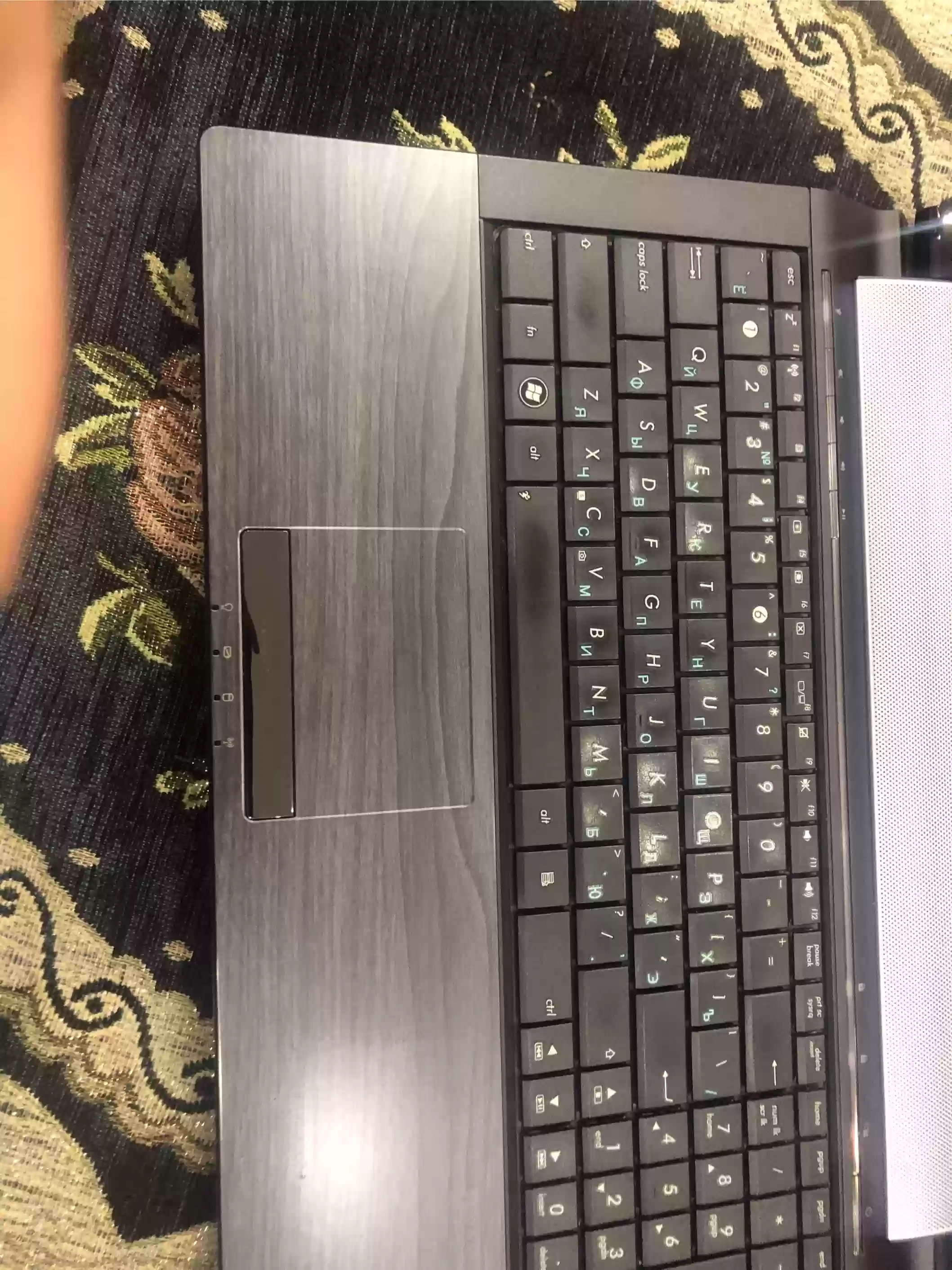 Ноутбук Asus