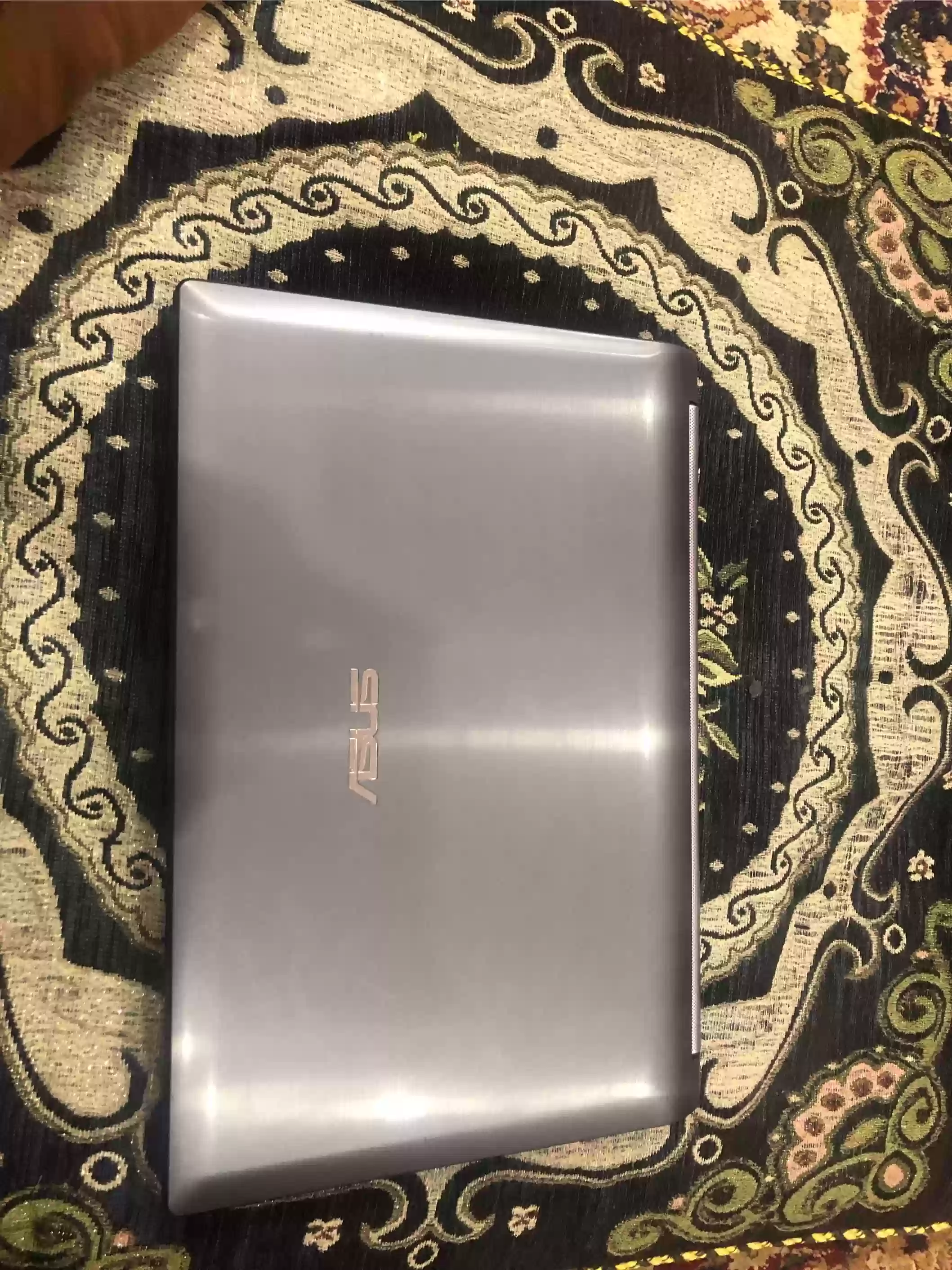 Ноутбук Asus