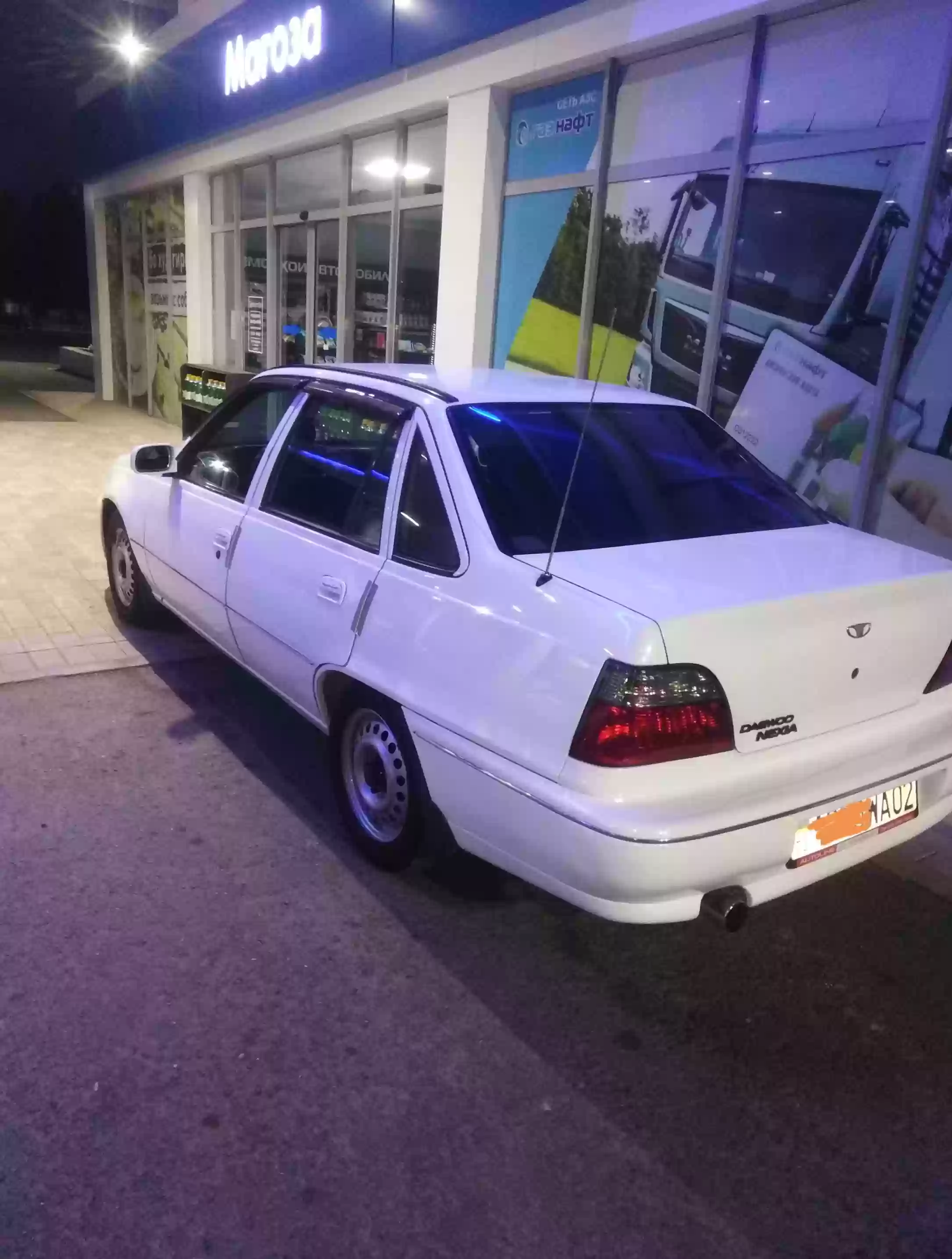 Daewoo Nexia 1995 — миниатюра 3