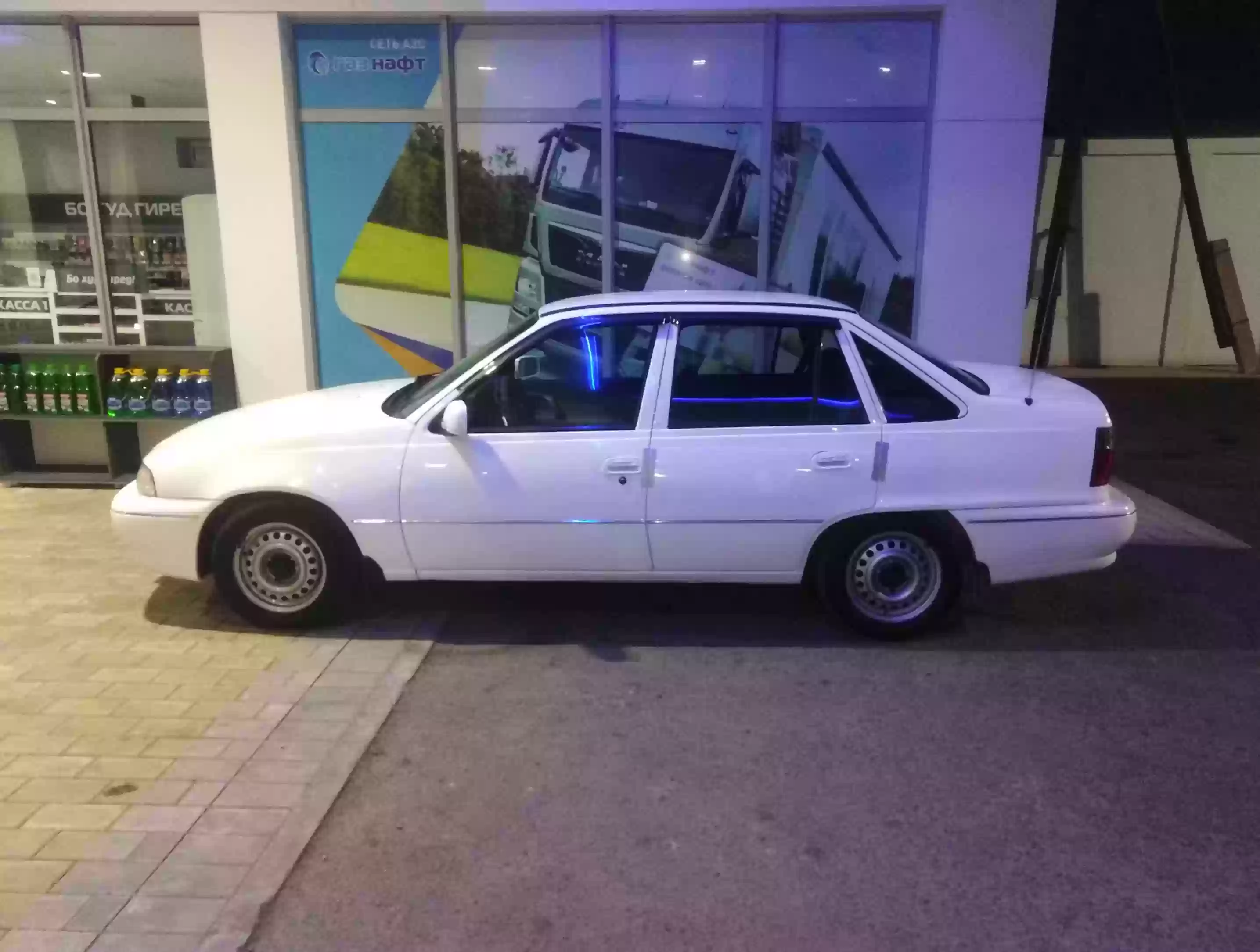 Daewoo Nexia 1995 — миниатюра 2