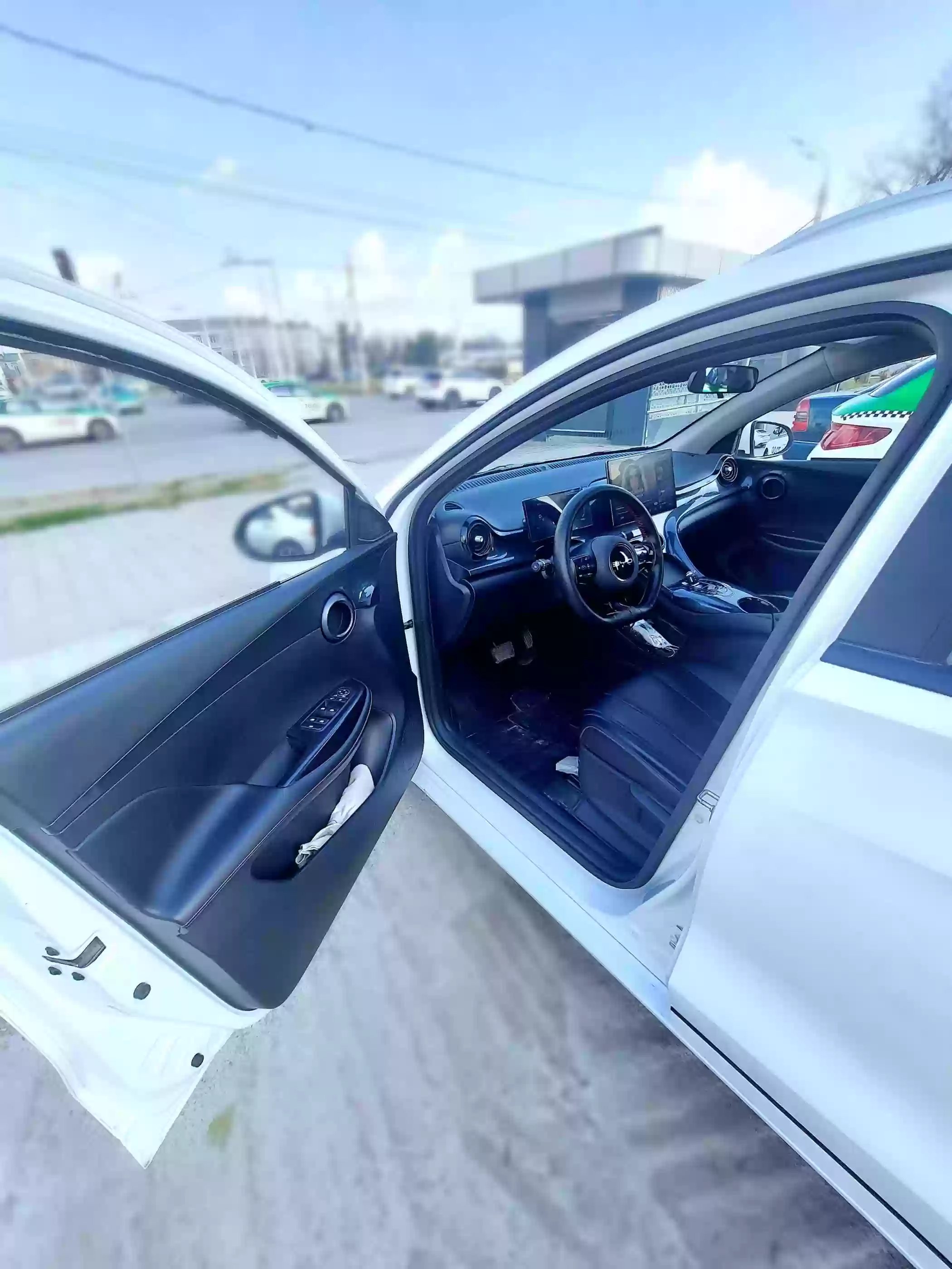 BYD E2 2024 — миниатюра 10