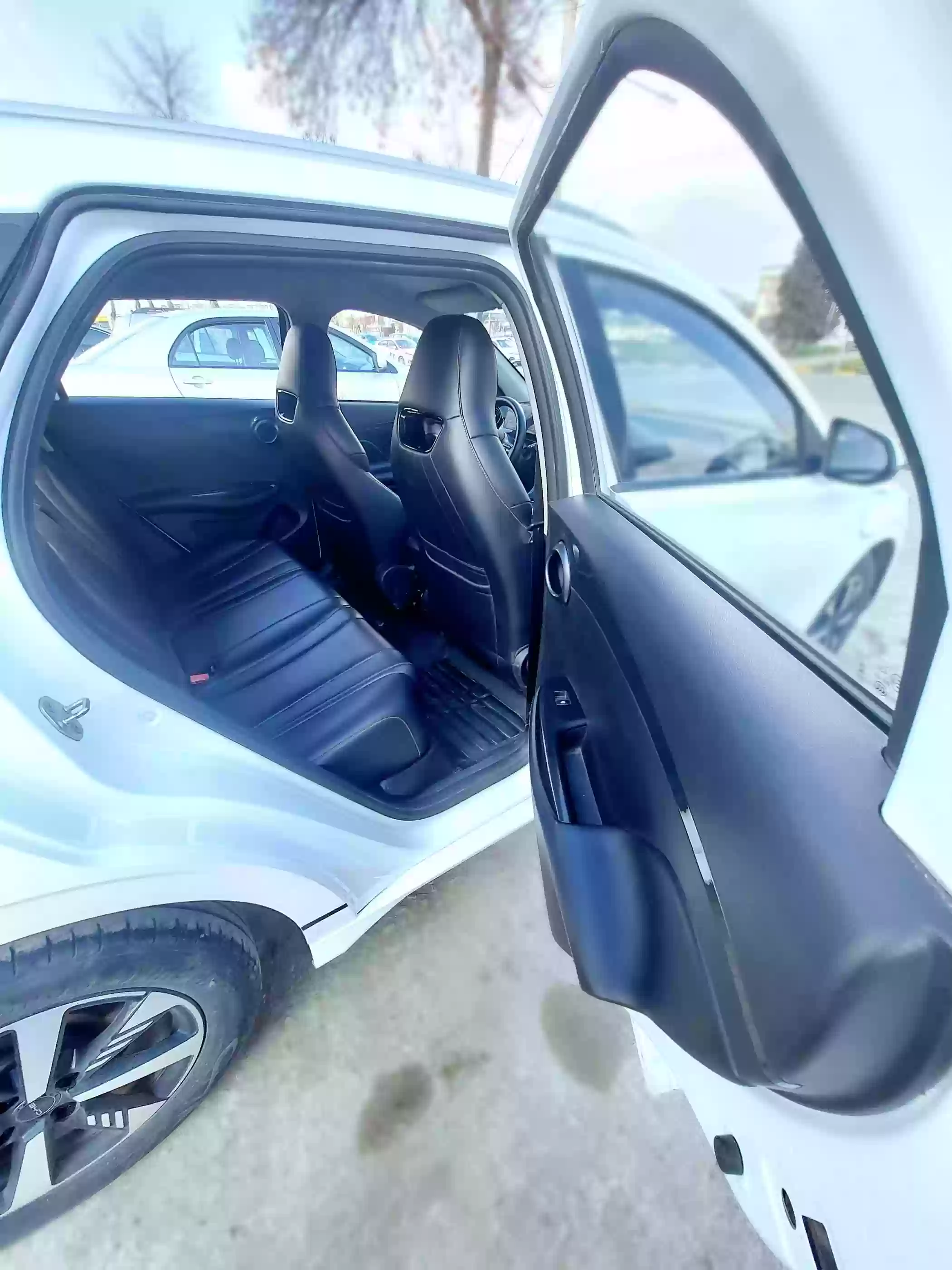 BYD E2 2024 — миниатюра 13