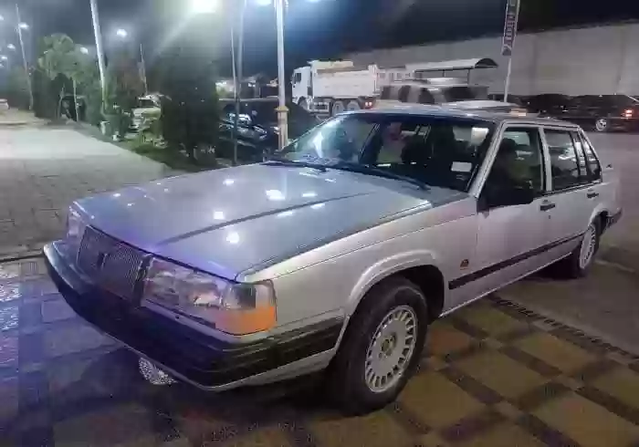Volvo 940 1992 — миниатюра 2