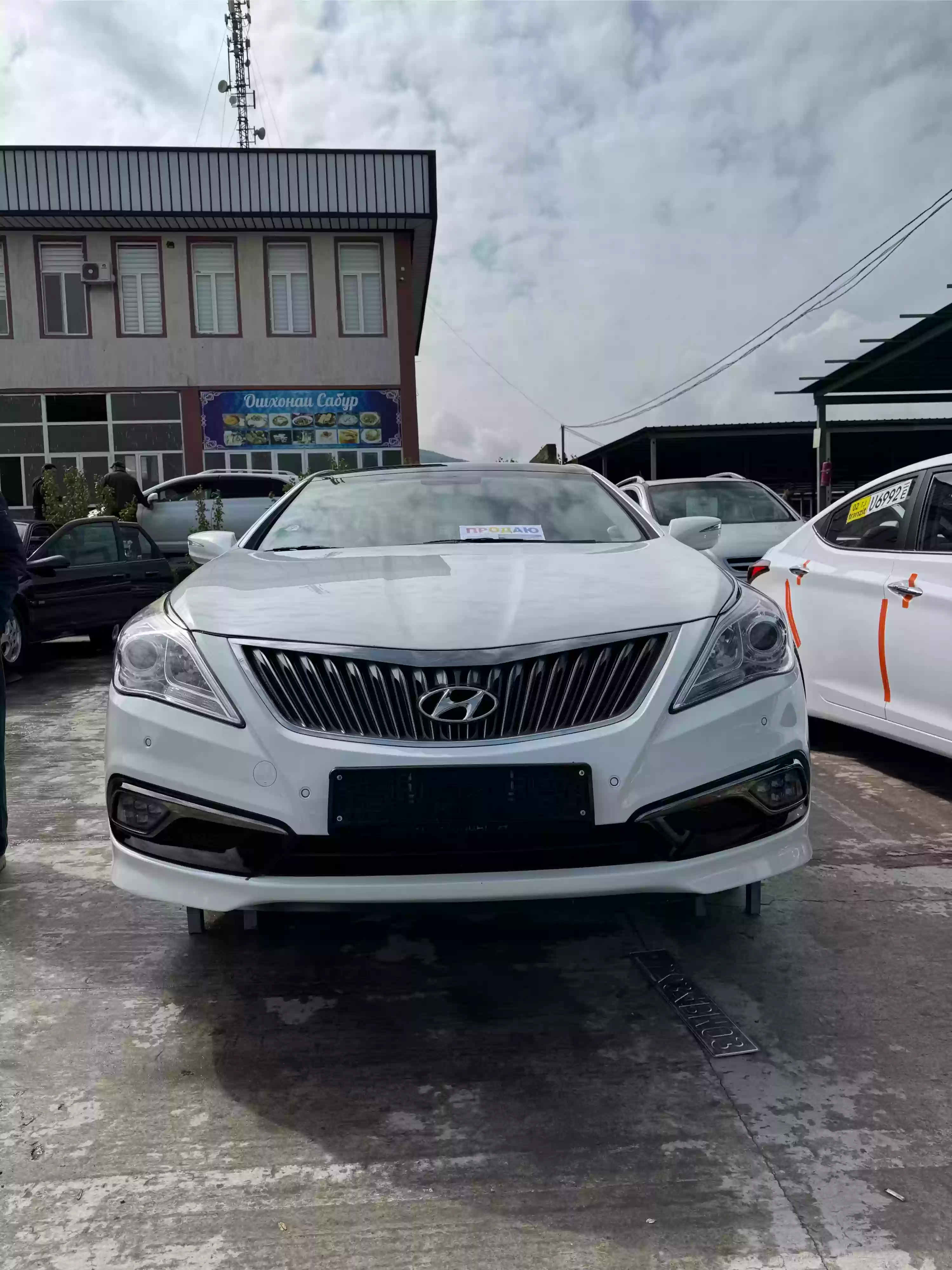 Hyundai Grandeur 2012