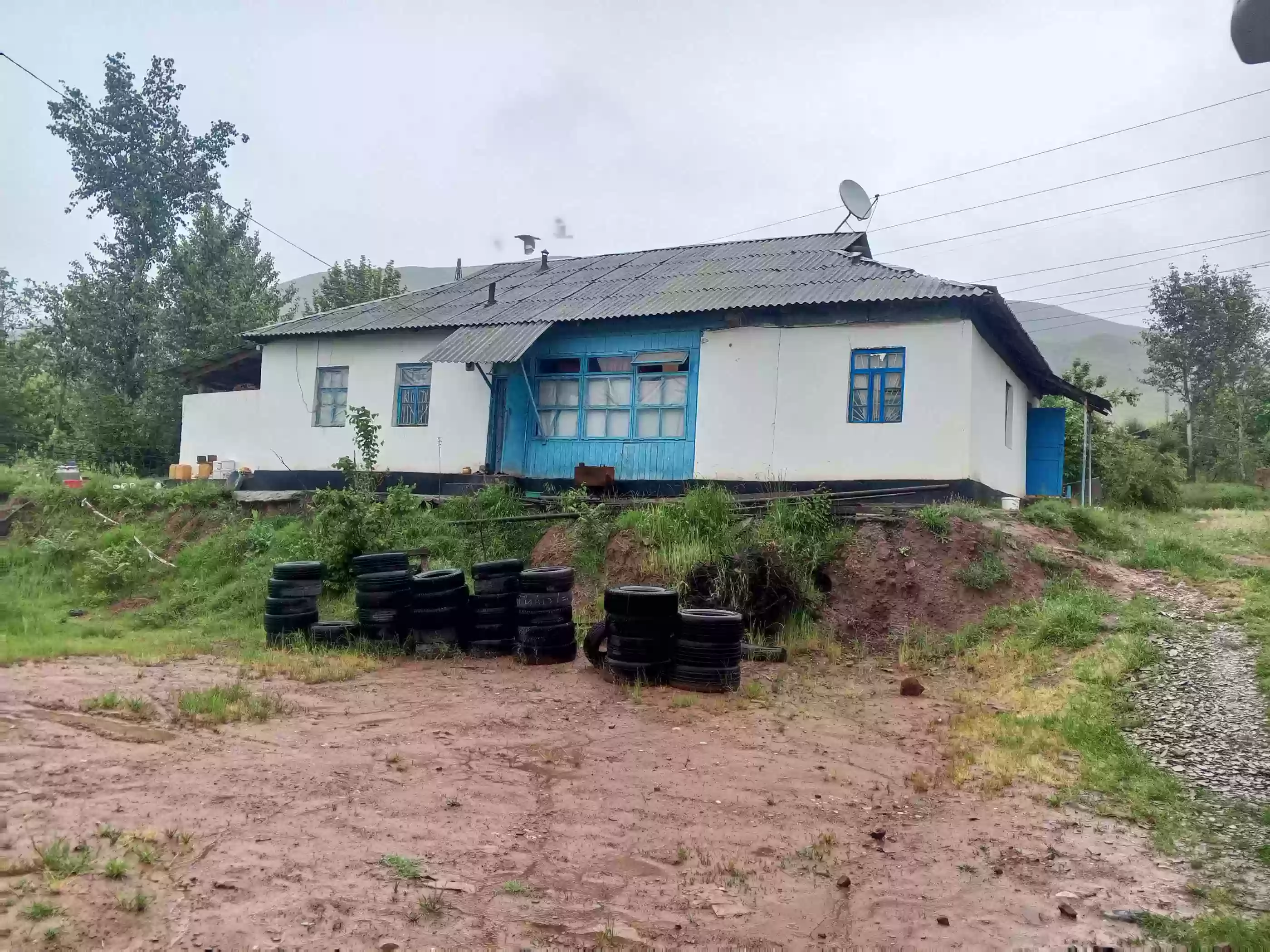 1 этажный, 5-комн. дом, 500 м², 30 соток, Ёвон
