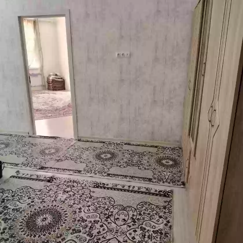 2-к квартира, 1 этаж, 61 м², 33