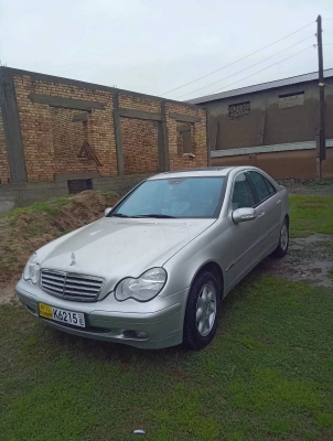 Mercedes-benz C class 2000