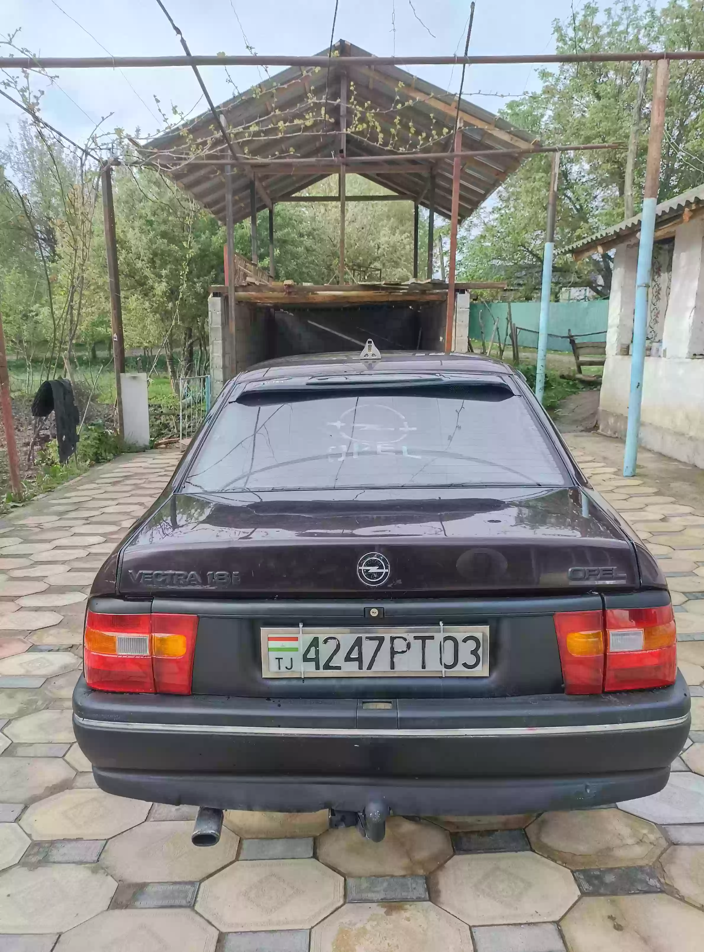 Opel Vectra a 1994 — миниатюра 3