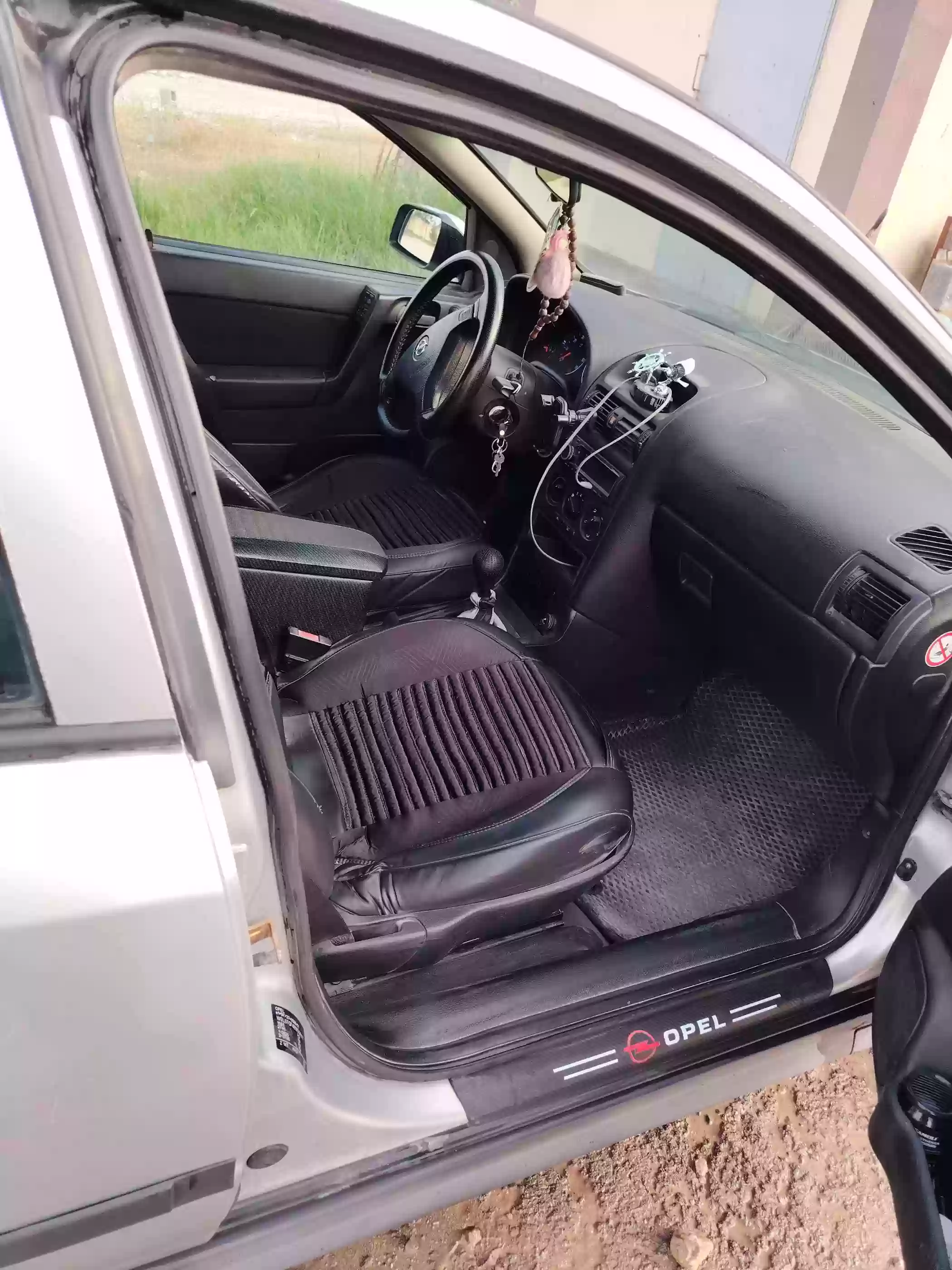 Opel Astra j 1999