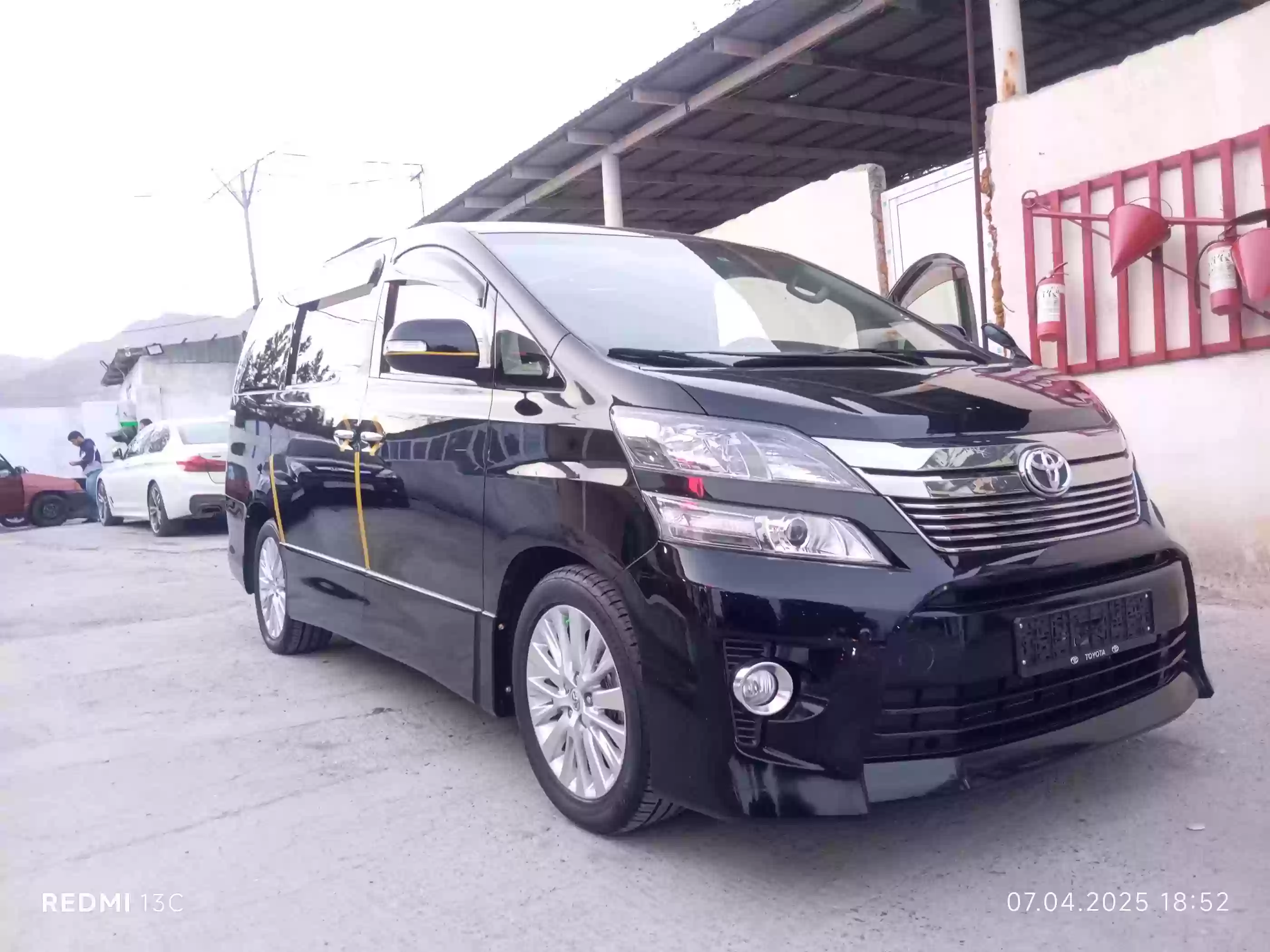 Toyota Alphard 2014