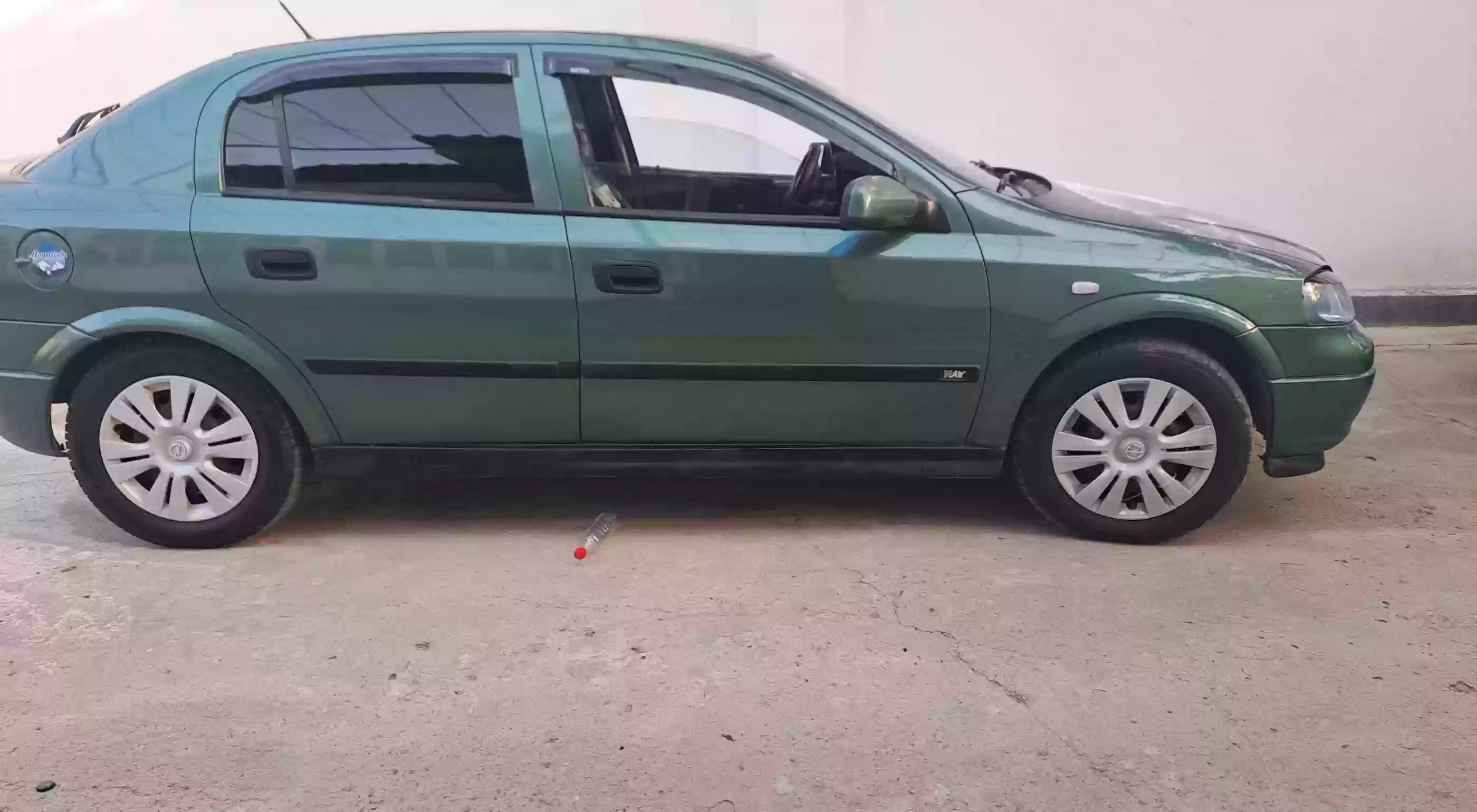 Opel Astra j 2000