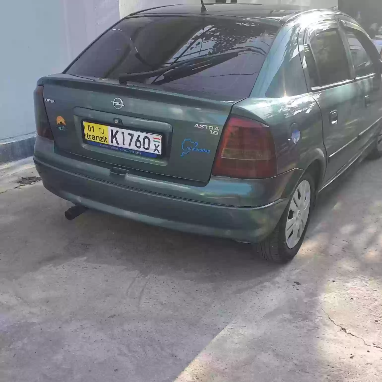 Opel Astra j 2000