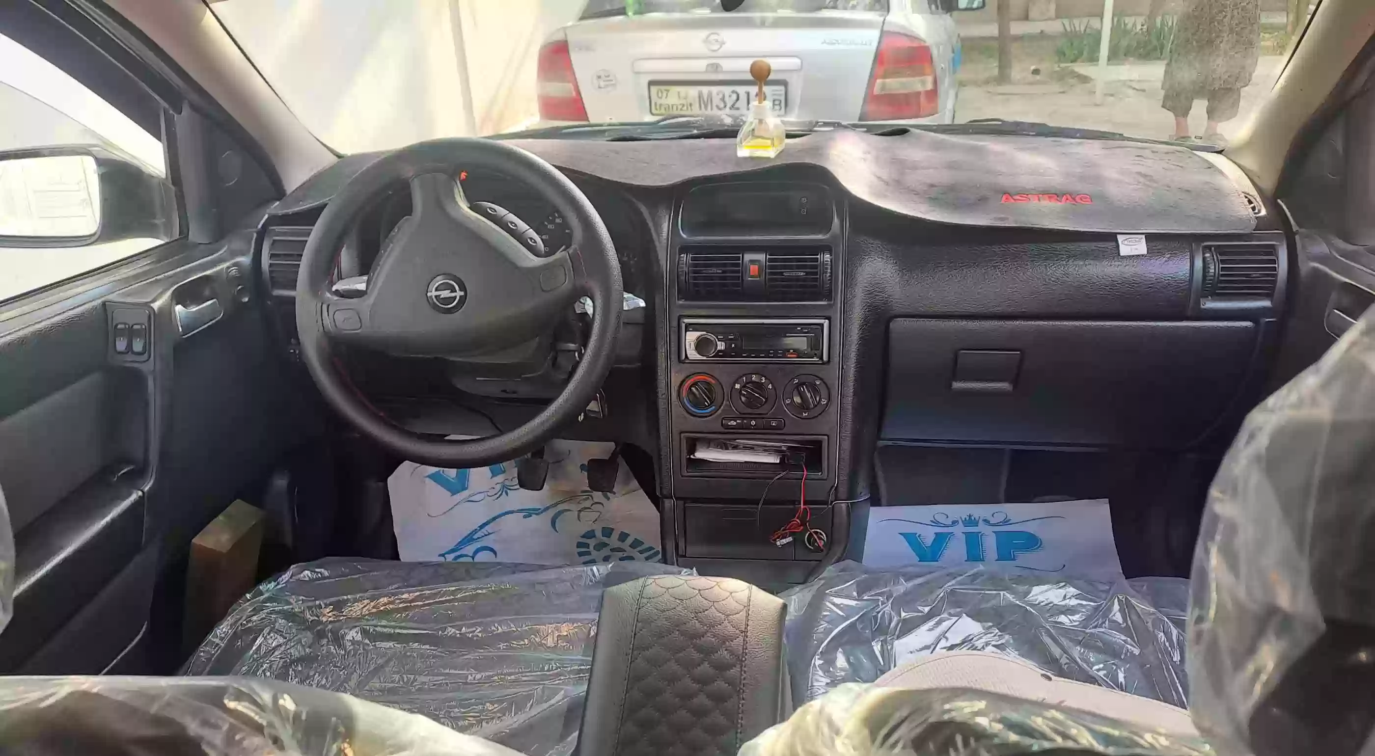 Opel Astra j 2000