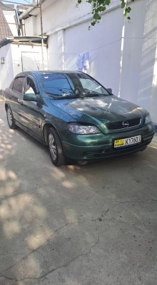 Opel Astra j 2000