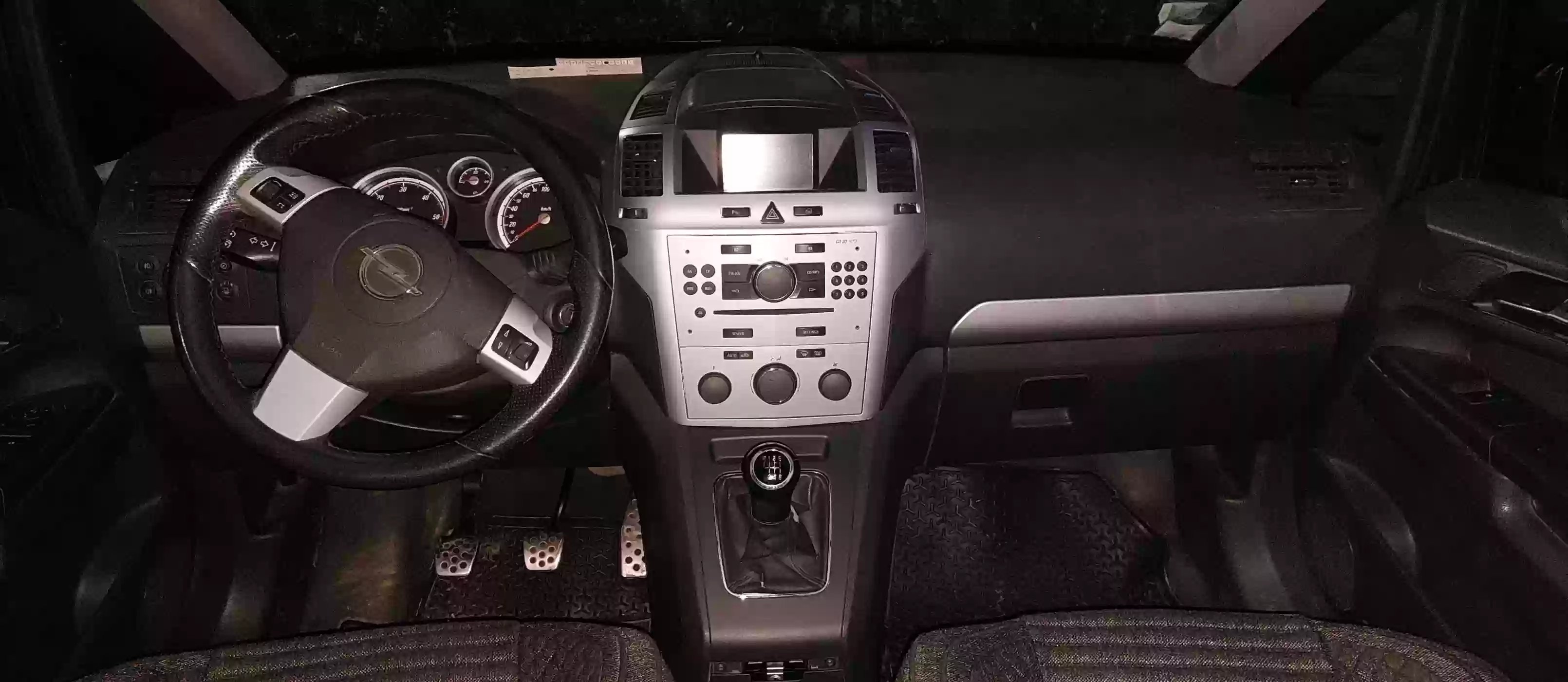 Opel Zafira 2008 — миниатюра 7