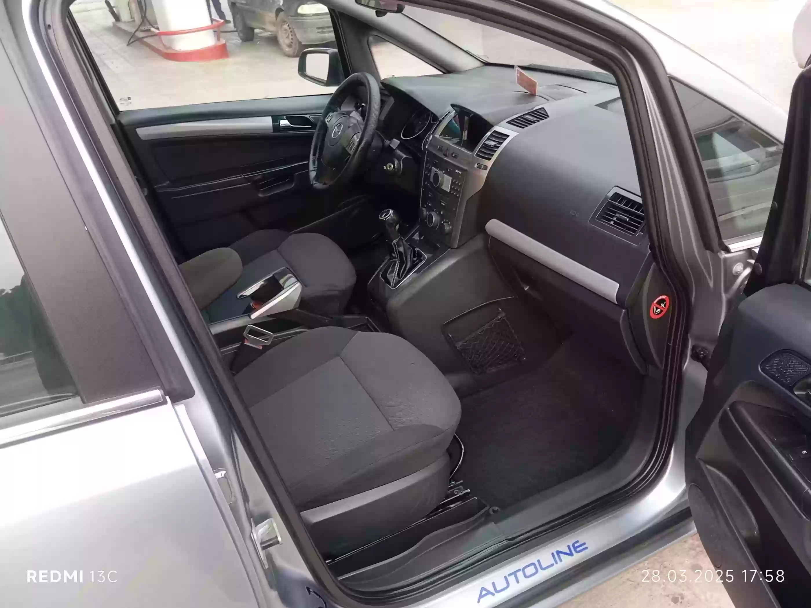 Opel Zafira 2007 — миниатюра 8