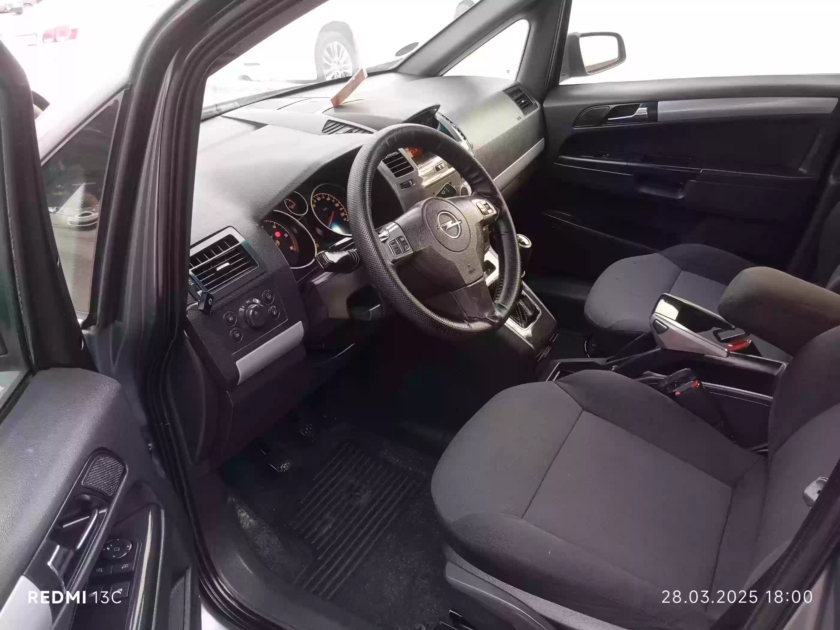 Opel Zafira 2007 — миниатюра 9