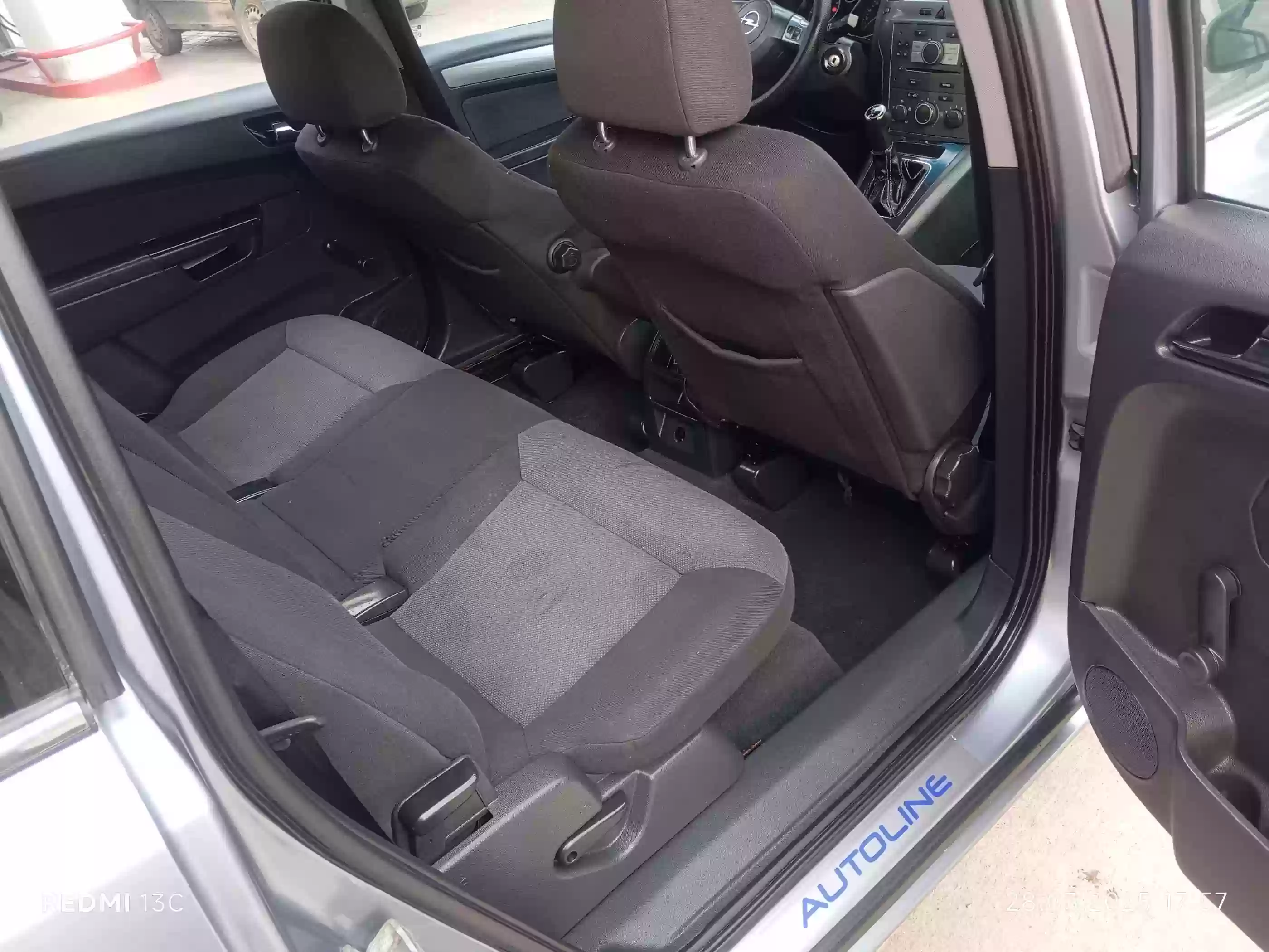 Opel Zafira 2007 — миниатюра 10