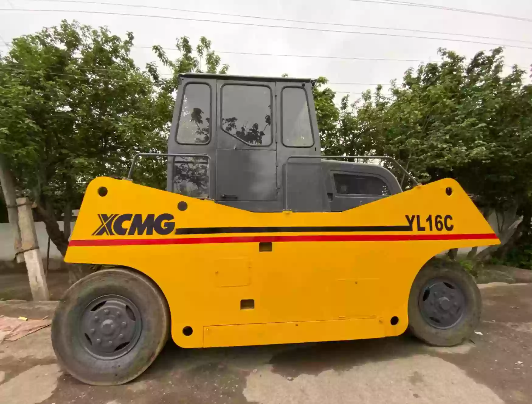 Каток XCMG 