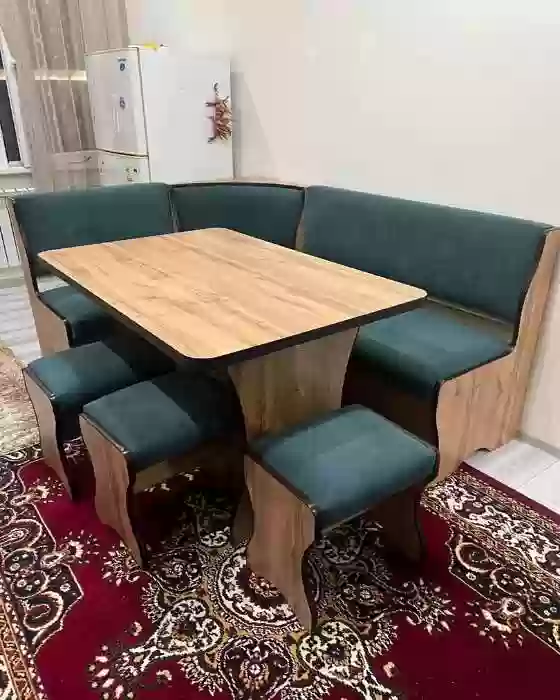 кухонный уголок 