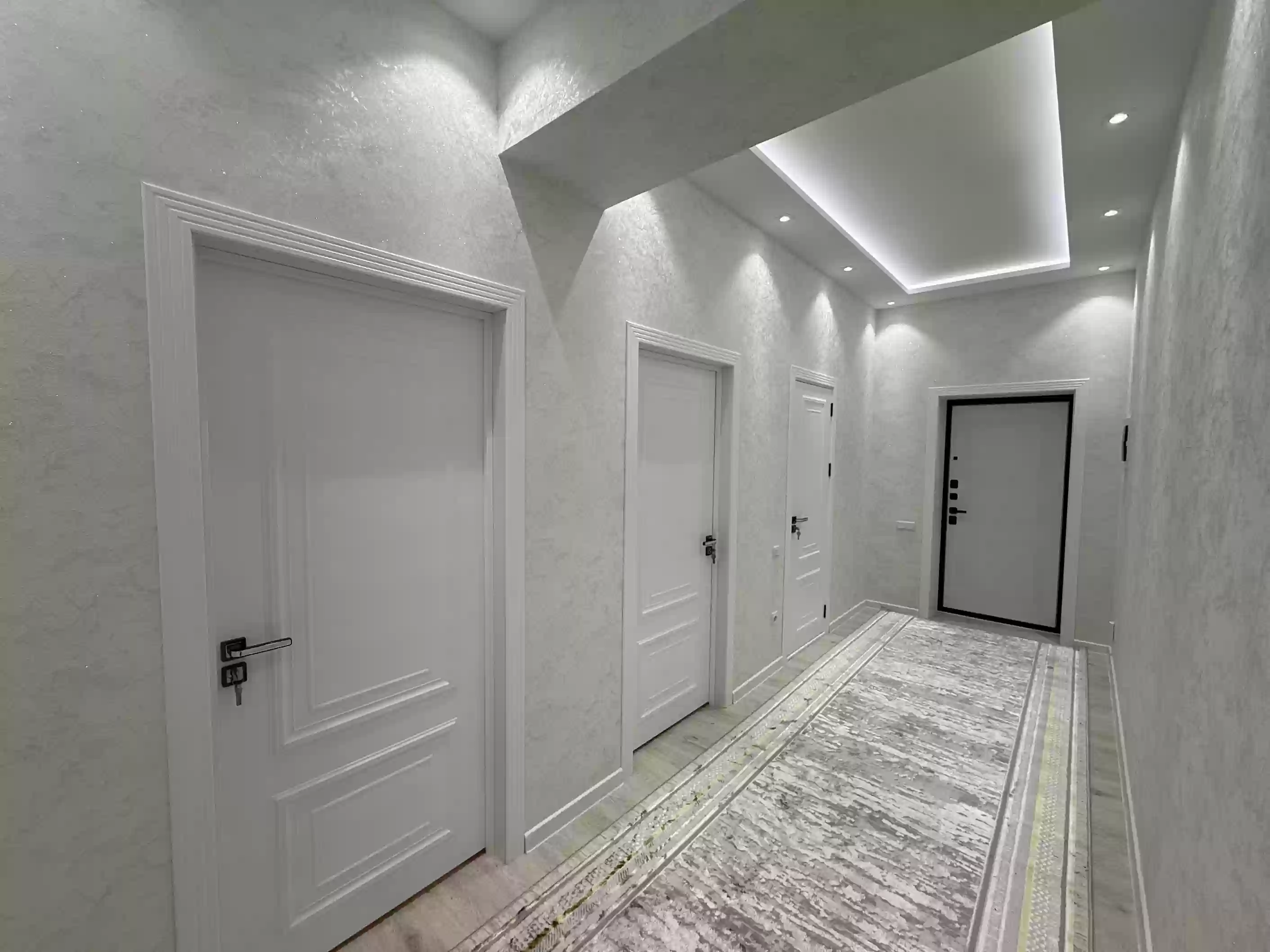 2-к квартира, 4 этаж, 79 м², 8 микрорайон