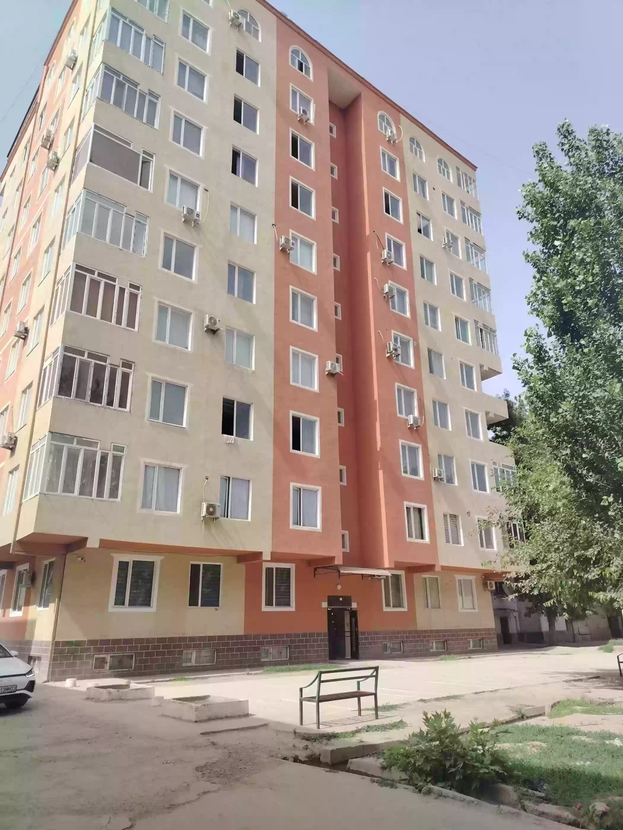 2-к квартира, 9 этаж, 45 м², кӯчаи С Айнӣ 126а