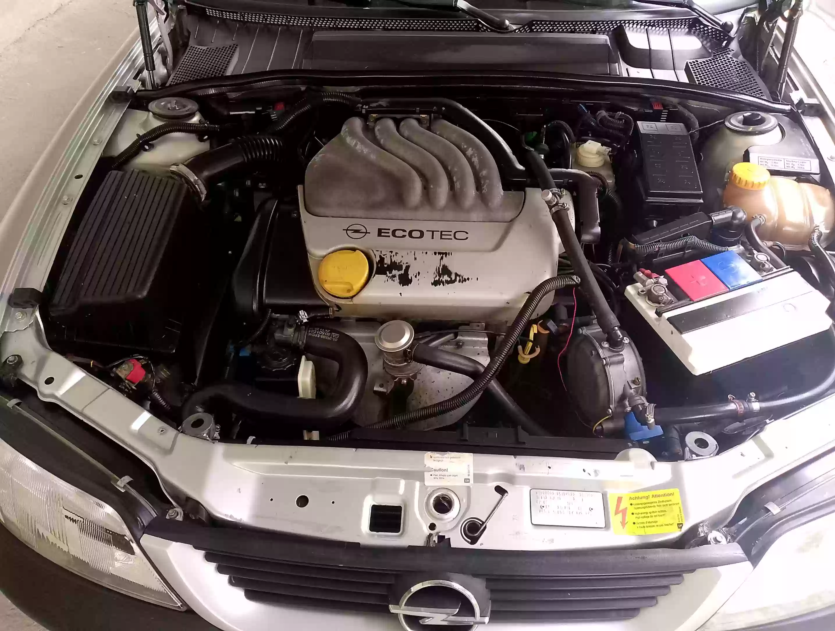 Opel Vectra b 1997 — миниатюра 3