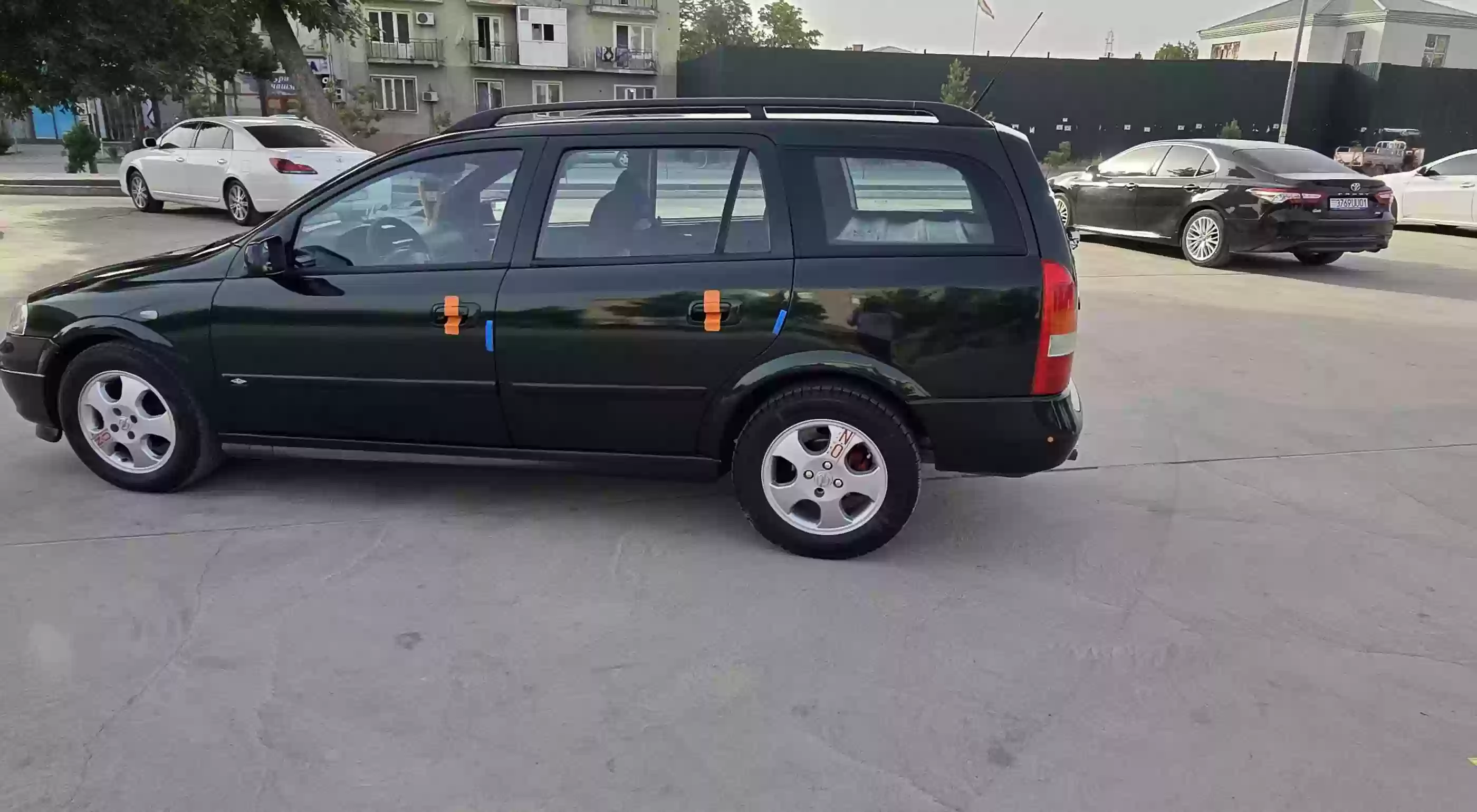 Opel Astra j 2000