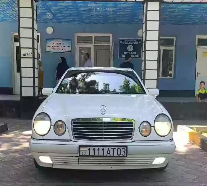 Mercedes-benz E class 1997