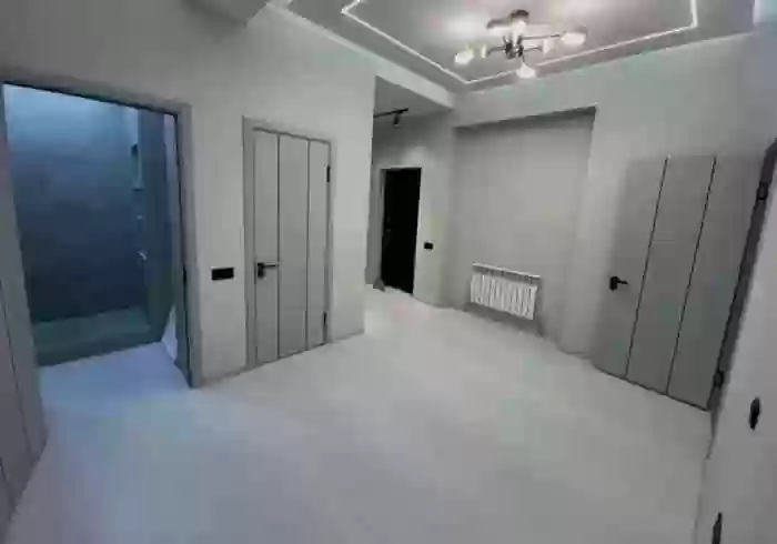 2-к квартира, 17 этаж, 70 м², Фирдавси