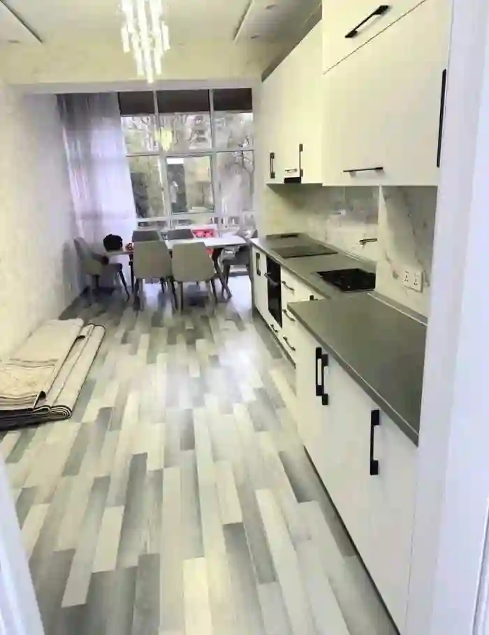 3-к квартира, 3 этаж, 139 м², Шохмансур