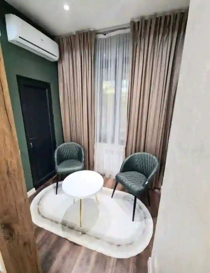 2-к квартира, 20 этаж, 52 м², Шохмансур