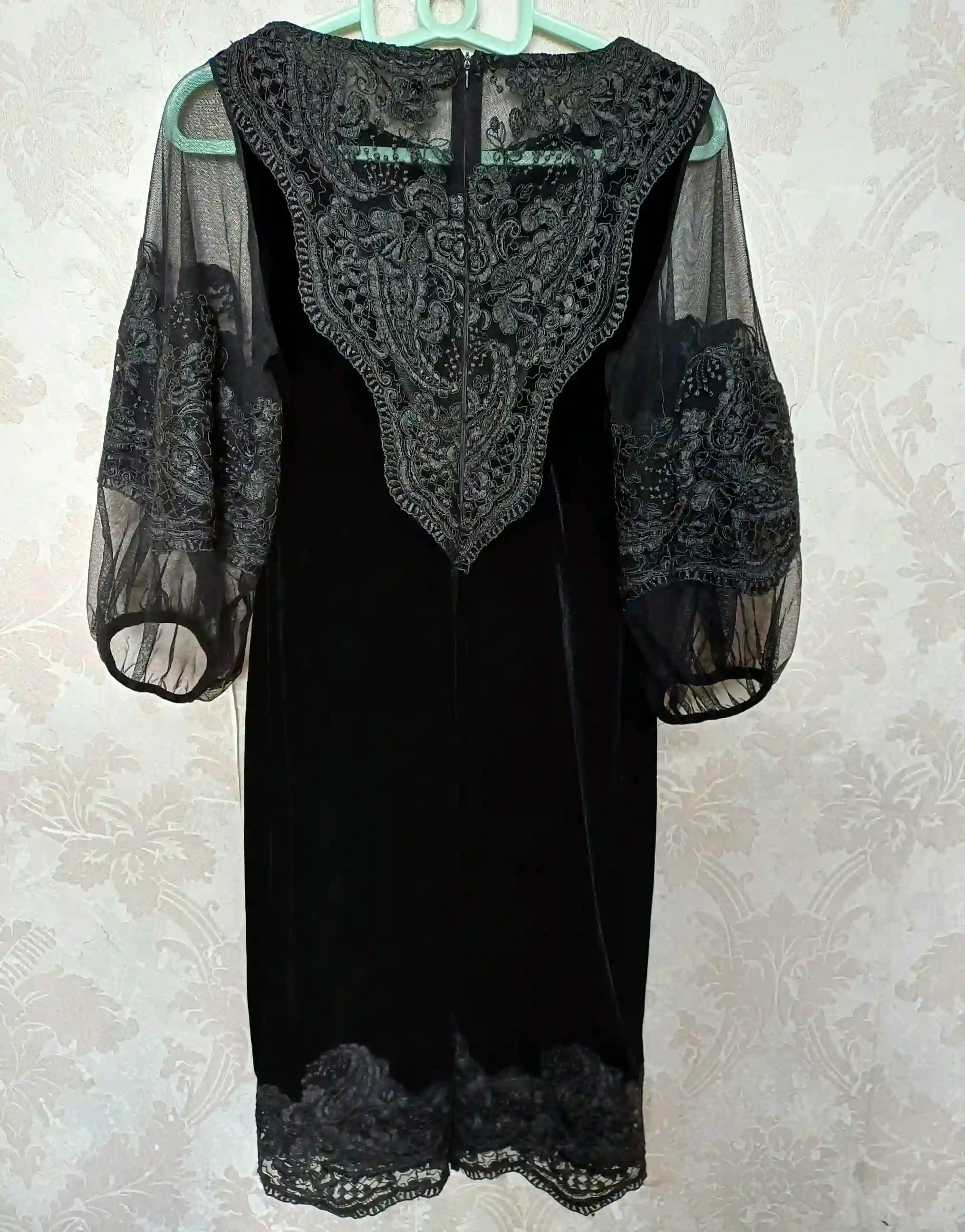 Платье бархат